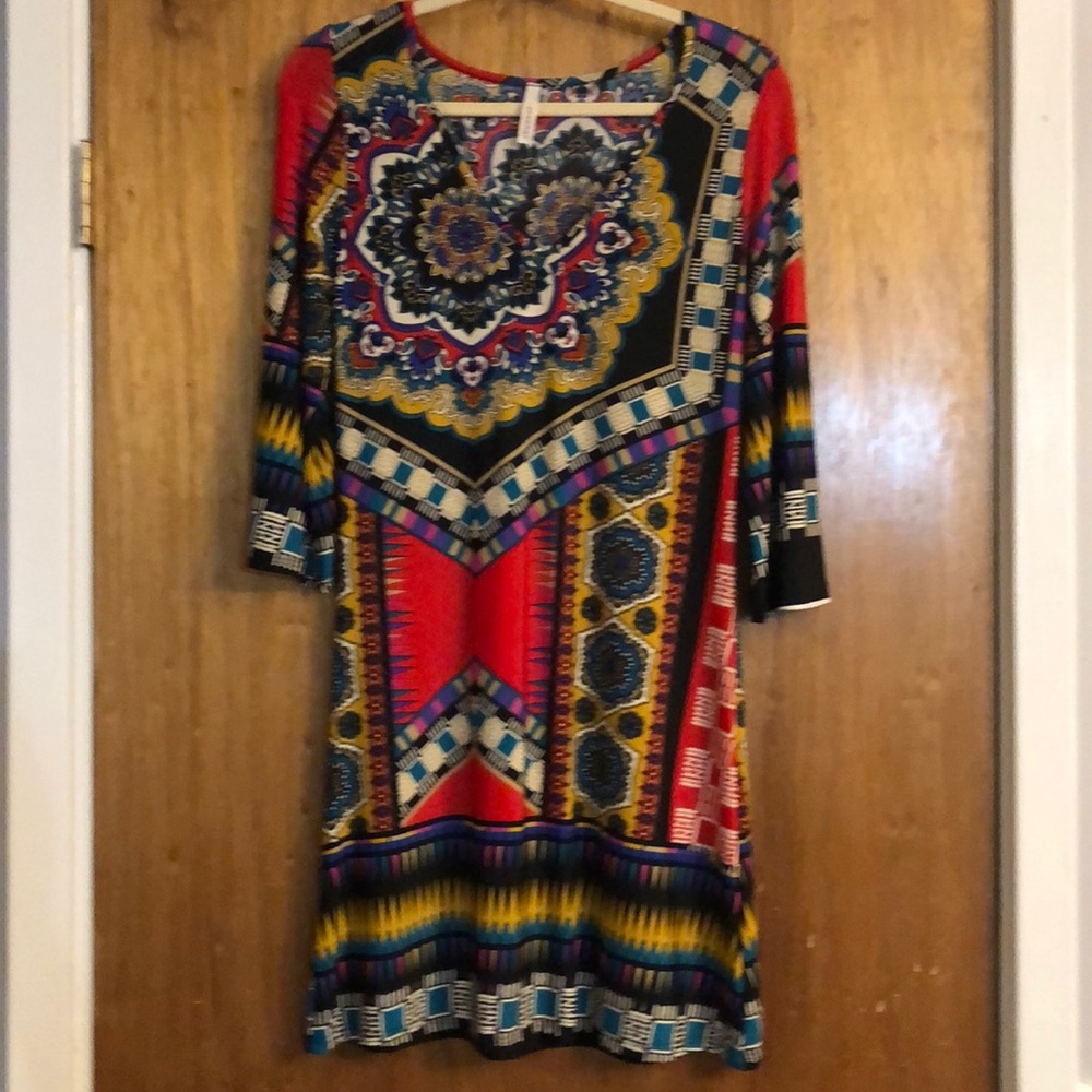 Cezanne Shift Dress With V-Neck Size XL